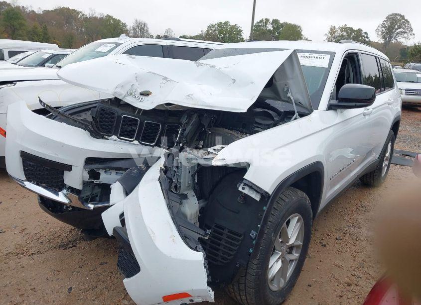 Photo 2 of 2021 Jeep Grand CHEROKEE L LAREDO 4X4 (VIN 1C4RJKAG7M8168477)