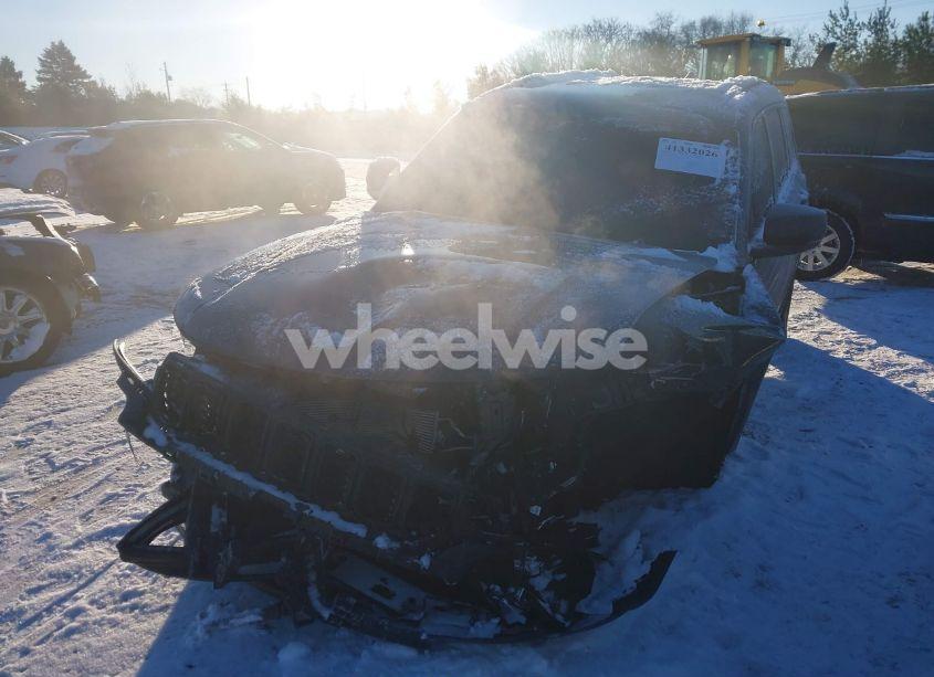 Photo 2 of 2021 Jeep Grand CHEROKEE L ALTITUDE 4X4 (VIN 1C4RJKAG7M8210257)