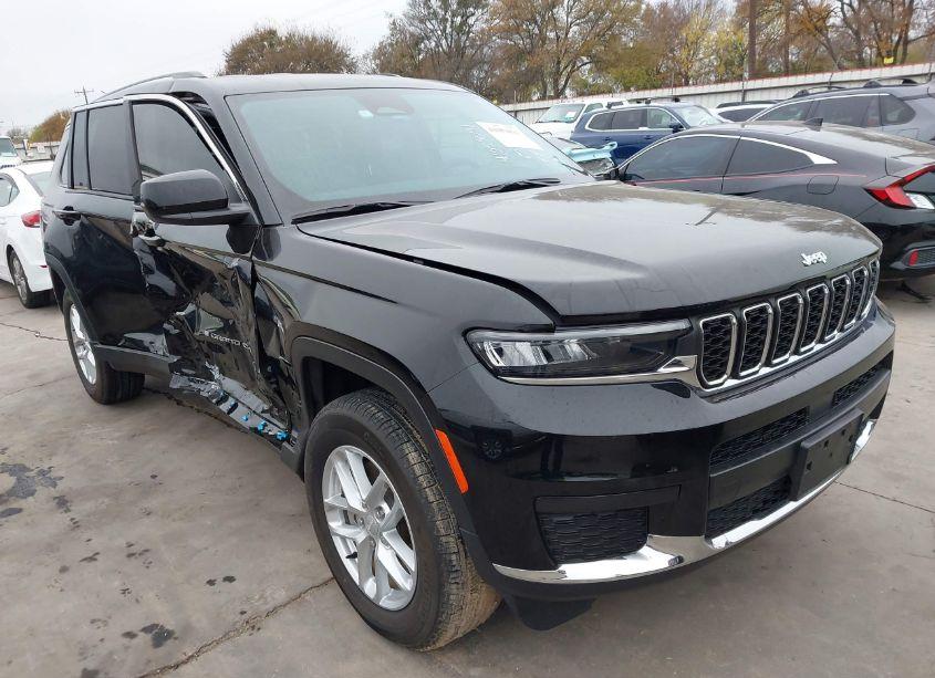 Photo 6 of 2023 Jeep Grand CHEROKEE L LAREDO 4X4 (VIN 1C4RJKAG7P8816212)