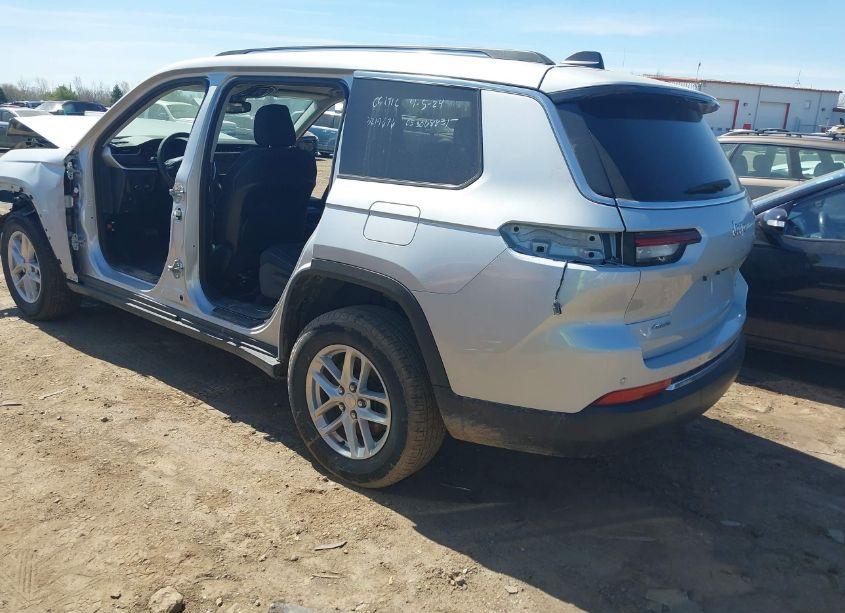 Photo 3 of 2023 Jeep Grand CHEROKEE L LAREDO 4X4 (VIN 1C4RJKAG7P8821152)