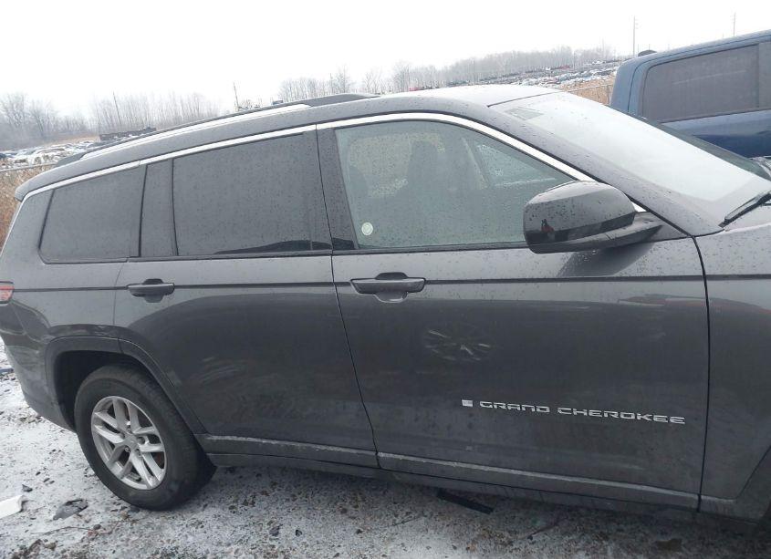 Photo 13 of 2023 Jeep Grand CHEROKEE L ALTITUDE 4X4/ALTITUDE X 4X4/LAREDO 4X4/LAREDO X 4X4 (VIN 1C4RJKAG7P8893839)