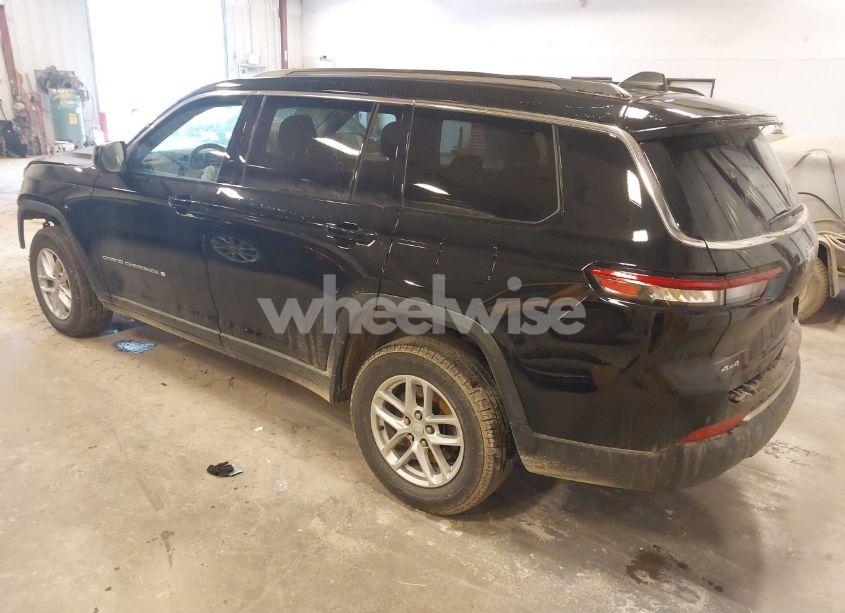 Photo 3 of 2024 Jeep Grand CHEROKEE L LAREDO X 4X4 (VIN 1C4RJKAG7R8932965)