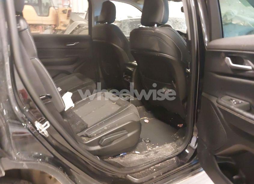 Photo 8 of 2024 Jeep Grand CHEROKEE L LAREDO X 4X4 (VIN 1C4RJKAG7R8932965)