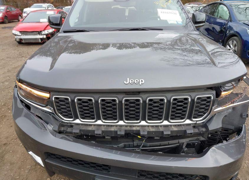 Photo 10 of 2022 Jeep Grand CHEROKEE L LAREDO 4X4 (VIN 1C4RJKAG9N8618079)