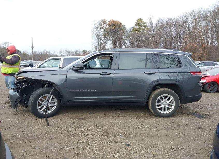 Photo 14 of 2022 Jeep Grand CHEROKEE L LAREDO 4X4 (VIN 1C4RJKAG9N8618079)