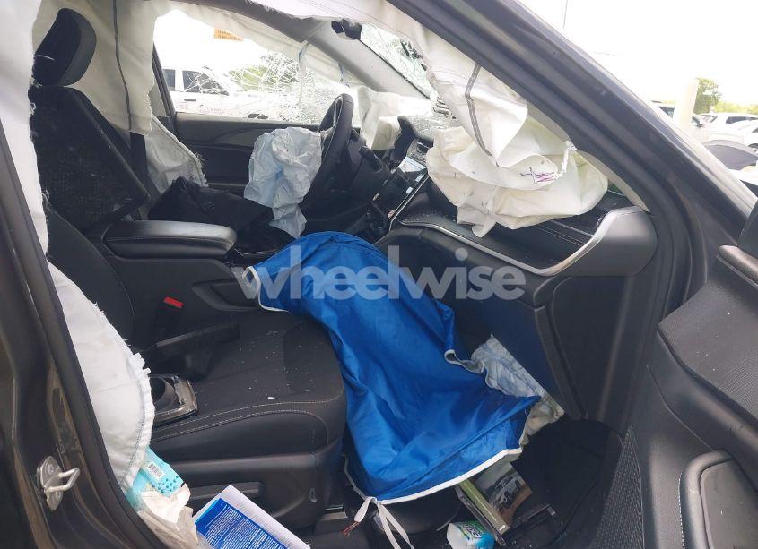 Photo 5 of 2023 Jeep Grand CHEROKEE L LAREDO 4X4 (VIN 1C4RJKAG9P8829169)