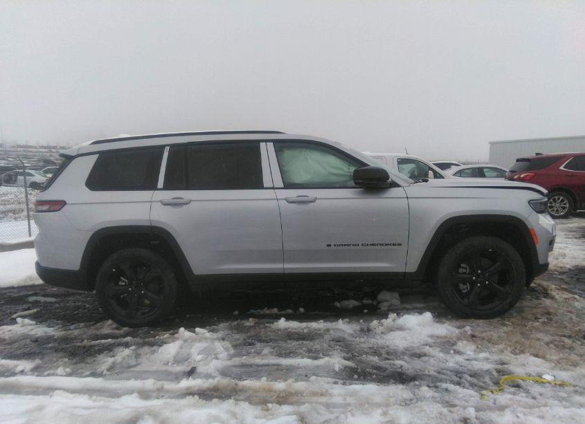 Photo 13 of 2023 Jeep Grand CHEROKEE L ALTITUDE 4X4 (VIN 1C4RJKAG9P8884527)