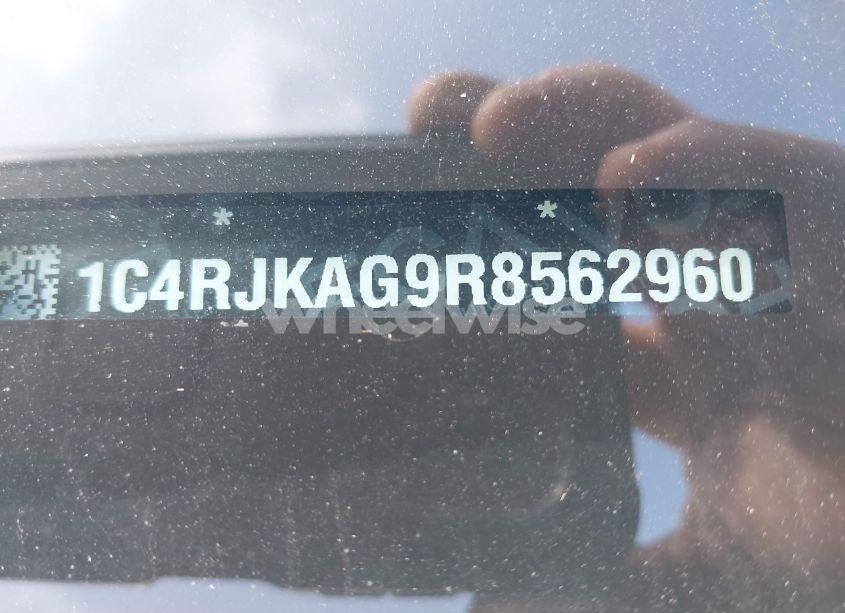 Photo 9 of 2024 Jeep Grand CHEROKEE L ALTITUDE X 4X4 (VIN 1C4RJKAG9R8562960)