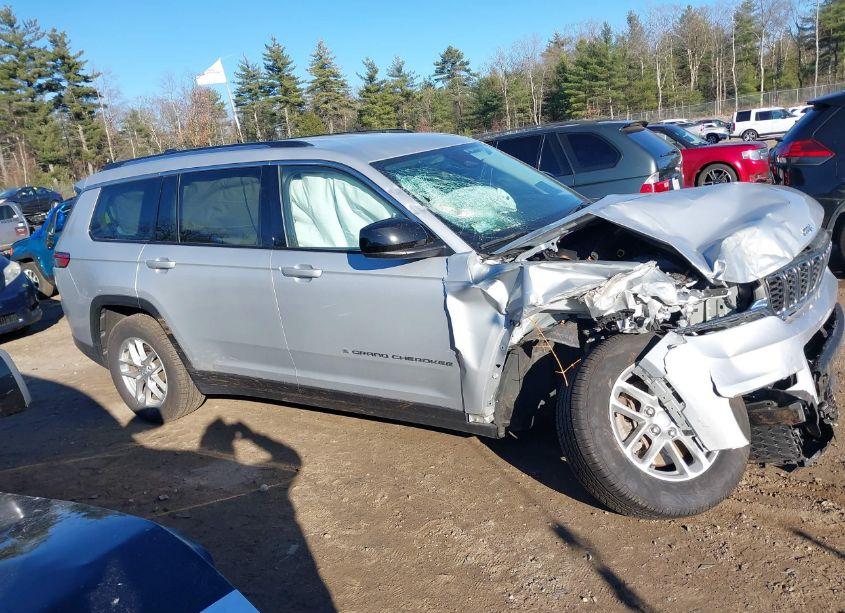 Photo 13 of 2021 Jeep Grand CHEROKEE L LAREDO 4X4 (VIN 1C4RJKAGXM8167985)