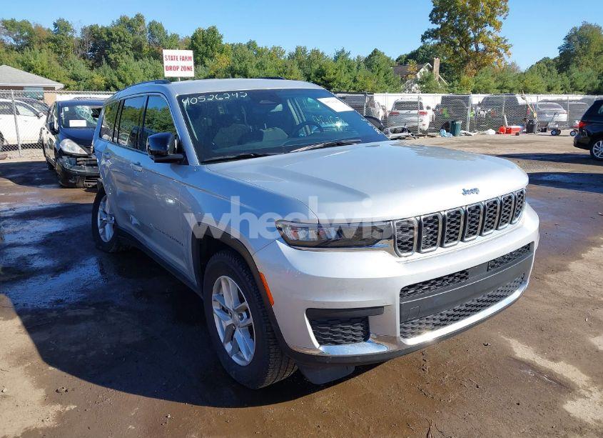 2021 Jeep Grand CHEROKEE L LAREDO 4X4 (VIN 1C4RJKAGXM8179828) main photo