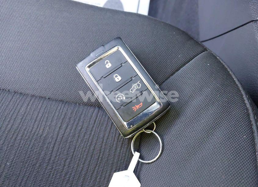 Photo 11 of 2021 Jeep Grand CHEROKEE L LAREDO 4X4 (VIN 1C4RJKAGXM8179828)