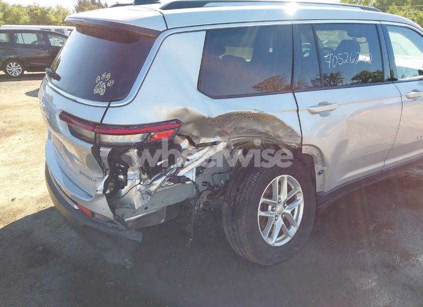 Photo 6 of 2021 Jeep Grand CHEROKEE L LAREDO 4X4 (VIN 1C4RJKAGXM8179828)