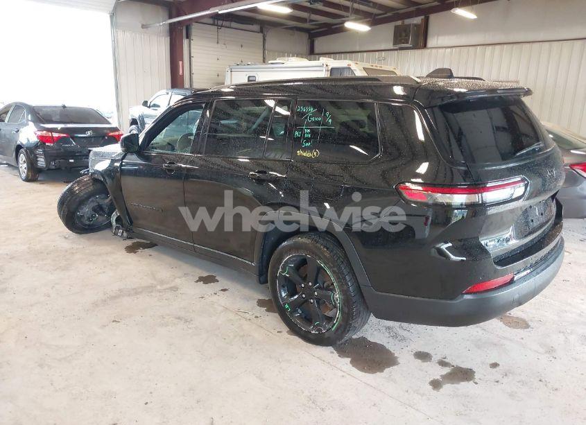 Photo 3 of 2022 Jeep Grand CHEROKEE L ALTITUDE 4X4 (VIN 1C4RJKAGXN8599848)