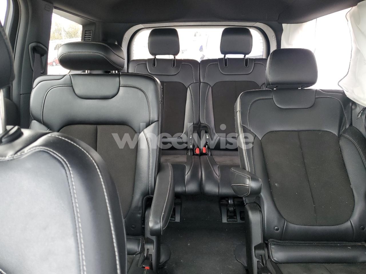 Photo 10 of 2022 JEEP GRAND CHEROKEE L LAREDO (VIN 1C4RJKAGXN8615630)