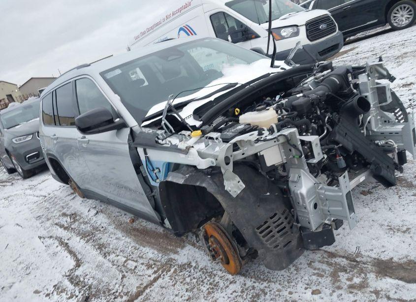 2023 Jeep Grand CHEROKEE L LAREDO 4X4 (VIN 1C4RJKAGXP8870135) main photo