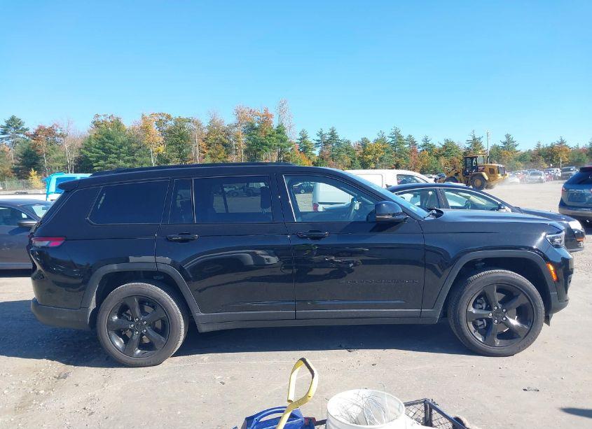 Photo 13 of 2023 Jeep Grand CHEROKEE L ALTITUDE 4X4 (VIN 1C4RJKAGXP8872788)