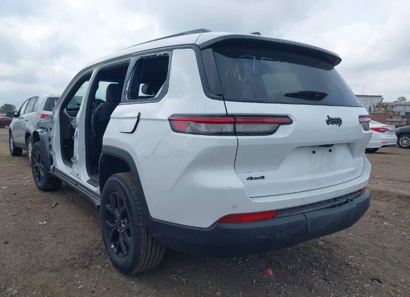 Photo 3 of 2024 Jeep Grand CHEROKEE L ALTITUDE 4X4 (VIN 1C4RJKAGXR8517512)