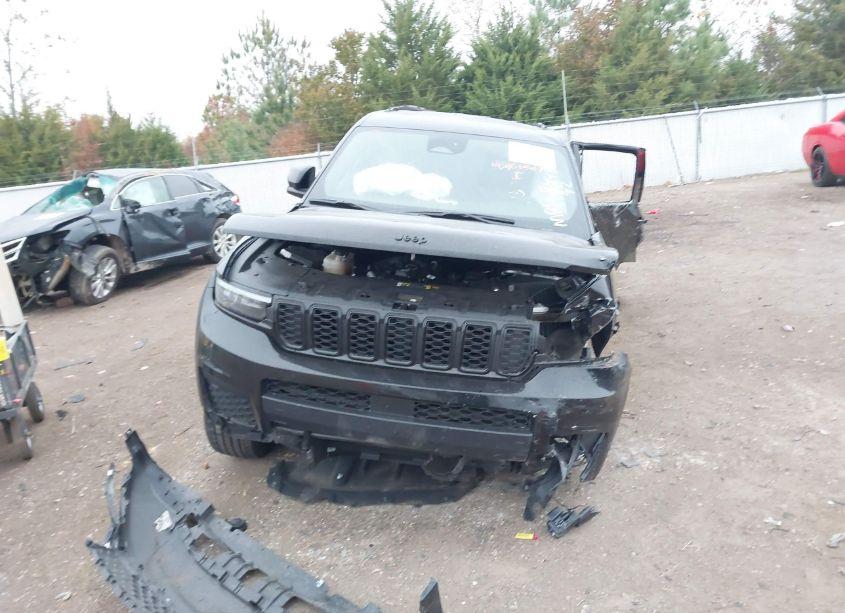 Photo 11 of 2024 Jeep Grand CHEROKEE L ALTITUDE 4X4 (VIN 1C4RJKAGXR8517560)