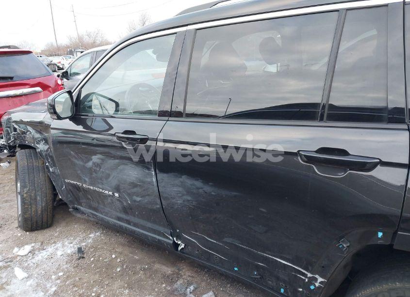 Photo 14 of 2021 Jeep Grand CHEROKEE L LIMITED 4X4 (VIN 1C4RJKBG0M8201351)