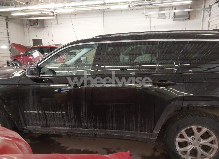 Photo 14 of 2022 Jeep Grand CHEROKEE L LIMITED 4X4 (VIN 1C4RJKBG0N8573306)