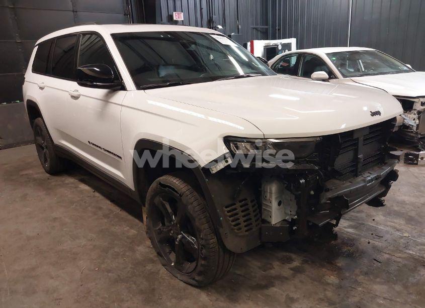 2024 Jeep Grand CHEROKEE L LIMITED 4X4 (VIN 1C4RJKBG0R8515797) main photo