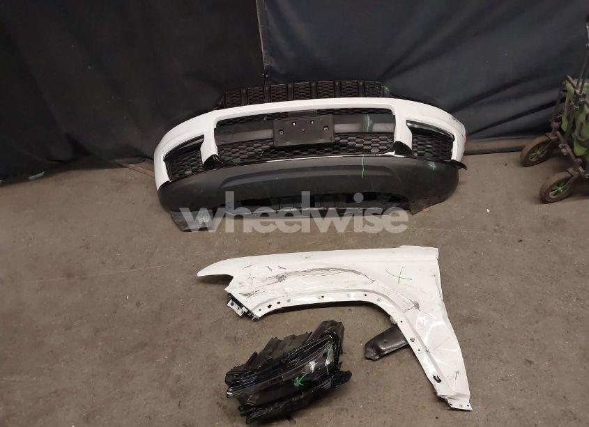 Photo 12 of 2024 Jeep Grand CHEROKEE L LIMITED 4X4 (VIN 1C4RJKBG0R8515797)