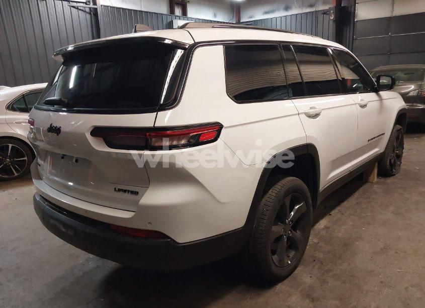 Photo 4 of 2024 Jeep Grand CHEROKEE L LIMITED 4X4 (VIN 1C4RJKBG0R8515797)