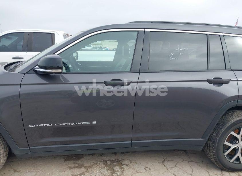 Photo 14 of 2024 Jeep Grand CHEROKEE L LIMITED 4X4 (VIN 1C4RJKBG0R8548766)