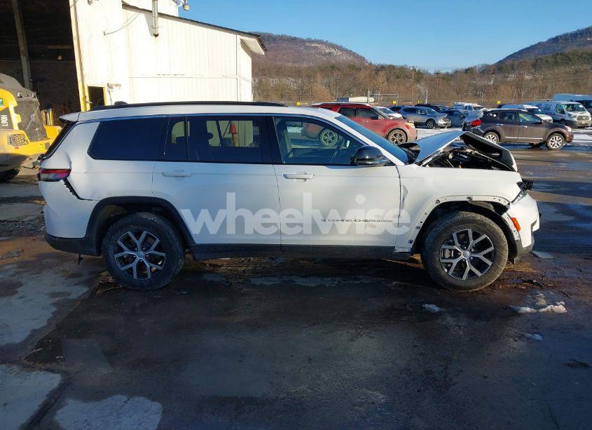 Photo 14 of 2024 Jeep Grand CHEROKEE L LIMITED 4X4 (VIN 1C4RJKBG0R8586885)