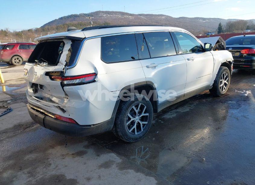 Photo 4 of 2024 Jeep Grand CHEROKEE L LIMITED 4X4 (VIN 1C4RJKBG0R8586885)