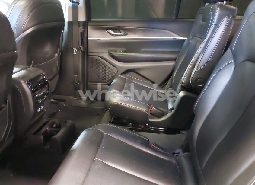 Photo 8 of 2023 Jeep Grand CHEROKEE L LIMITED 4X4 (VIN 1C4RJKBG1P8729145)