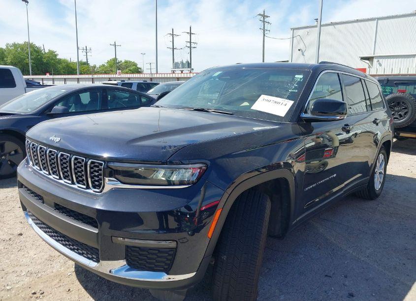 Photo 2 of 2023 Jeep Grand CHEROKEE L LIMITED 4X4 (VIN 1C4RJKBG1P8744177)