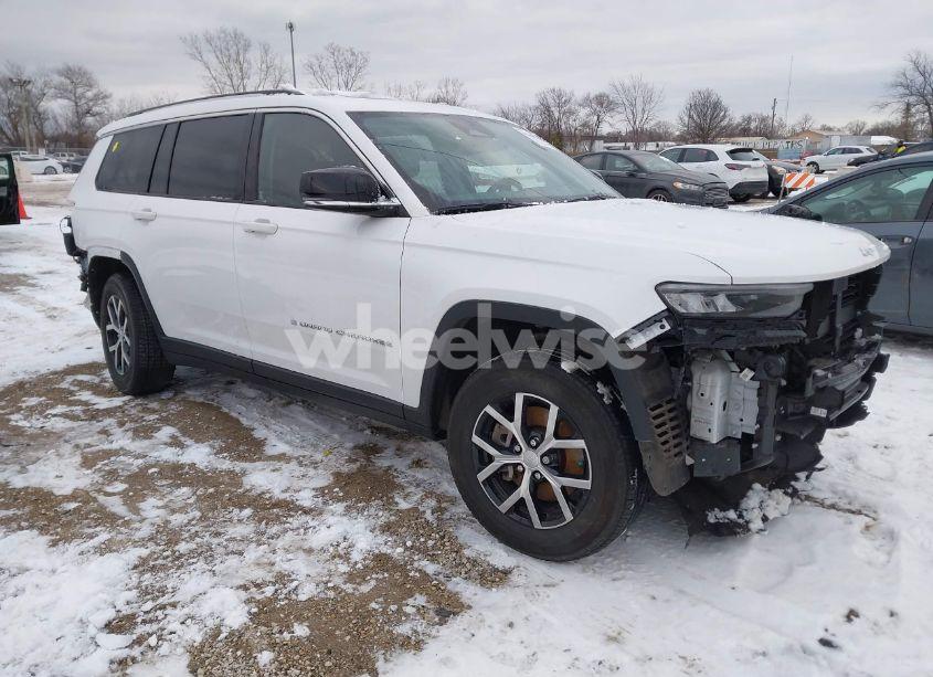 2023 Jeep Grand CHEROKEE L LIMITED 4X4 (VIN 1C4RJKBG1P8832579) main photo
