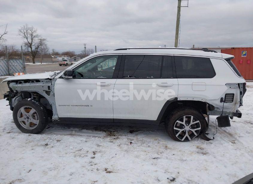 Photo 15 of 2023 Jeep Grand CHEROKEE L LIMITED 4X4 (VIN 1C4RJKBG1P8832579)