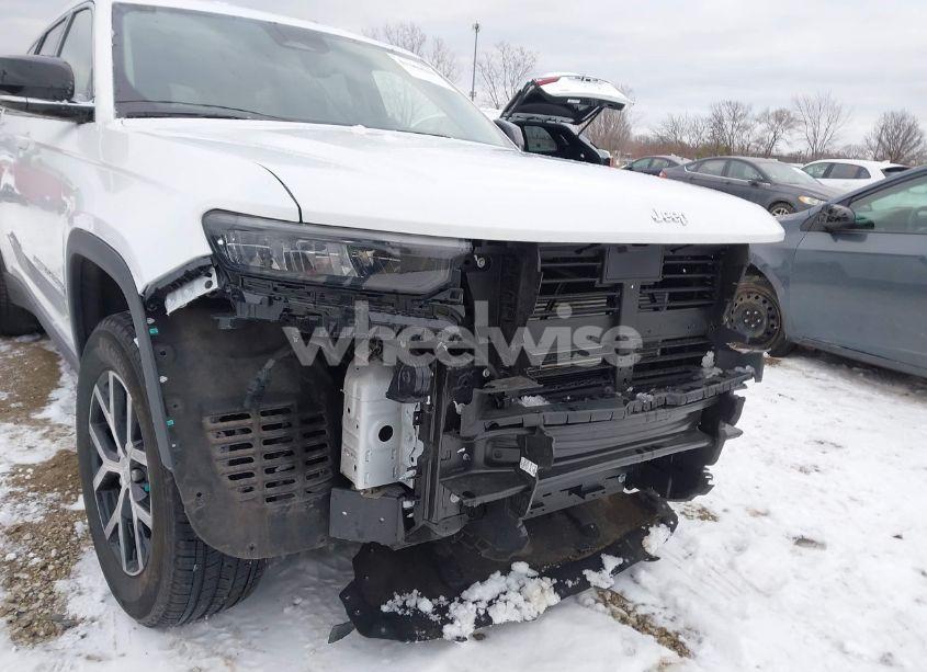 Photo 19 of 2023 Jeep Grand CHEROKEE L LIMITED 4X4 (VIN 1C4RJKBG1P8832579)