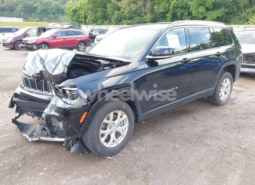 Photo 2 of 2023 Jeep Grand CHEROKEE L LIMITED 4X4 (VIN 1C4RJKBG1P8842321)