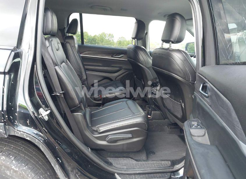 Photo 8 of 2023 Jeep Grand CHEROKEE L LIMITED 4X4 (VIN 1C4RJKBG1P8842321)