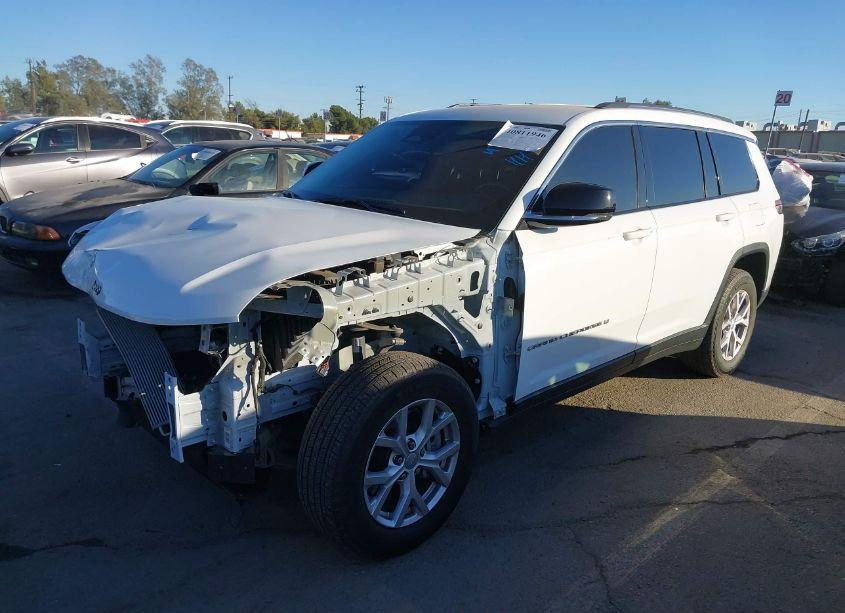 Photo 2 of 2021 Jeep Grand CHEROKEE L LIMITED 4X4 (VIN 1C4RJKBG2M8200878)