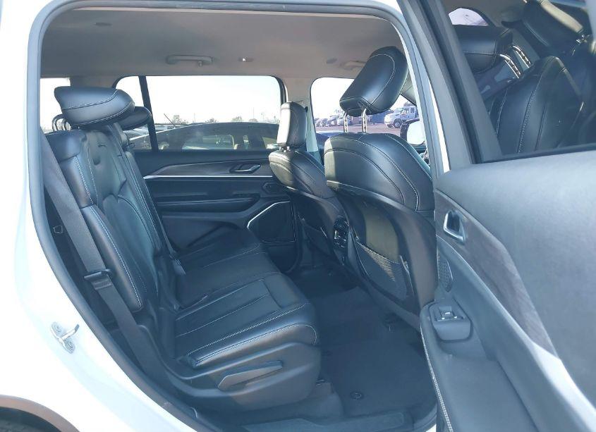 Photo 8 of 2021 Jeep Grand CHEROKEE L LIMITED 4X4 (VIN 1C4RJKBG2M8200878)