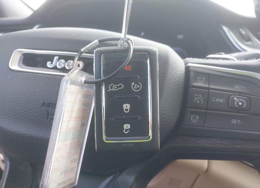 Photo 11 of 2023 Jeep Grand CHEROKEE L LIMITED 4X4 (VIN 1C4RJKBG2P8733043)