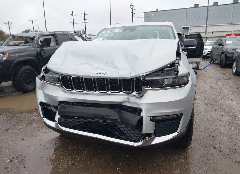 Photo 12 of 2023 Jeep Grand CHEROKEE L LIMITED (VIN 1C4RJKBG2P8844563)