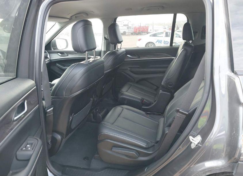 Photo 8 of 2023 Jeep Grand CHEROKEE L LIMITED 4X4 (VIN 1C4RJKBG2P8865705)