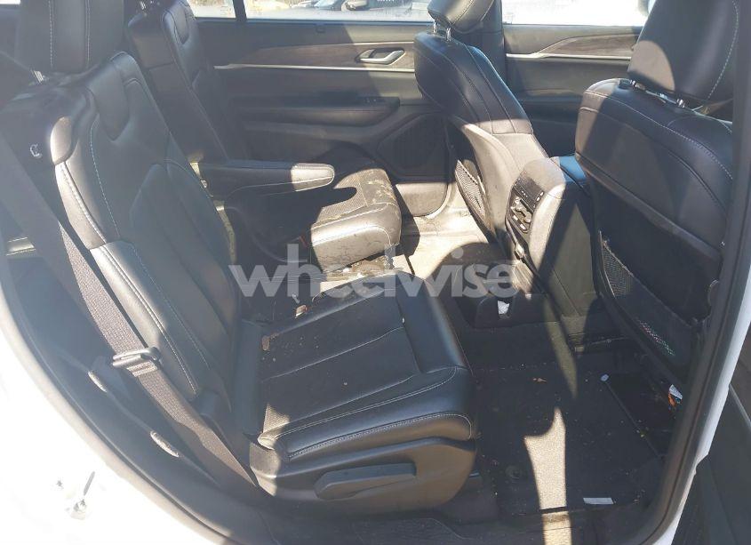 Photo 8 of 2024 Jeep Grand CHEROKEE L LIMITED 4X4 (VIN 1C4RJKBG2R8507331)