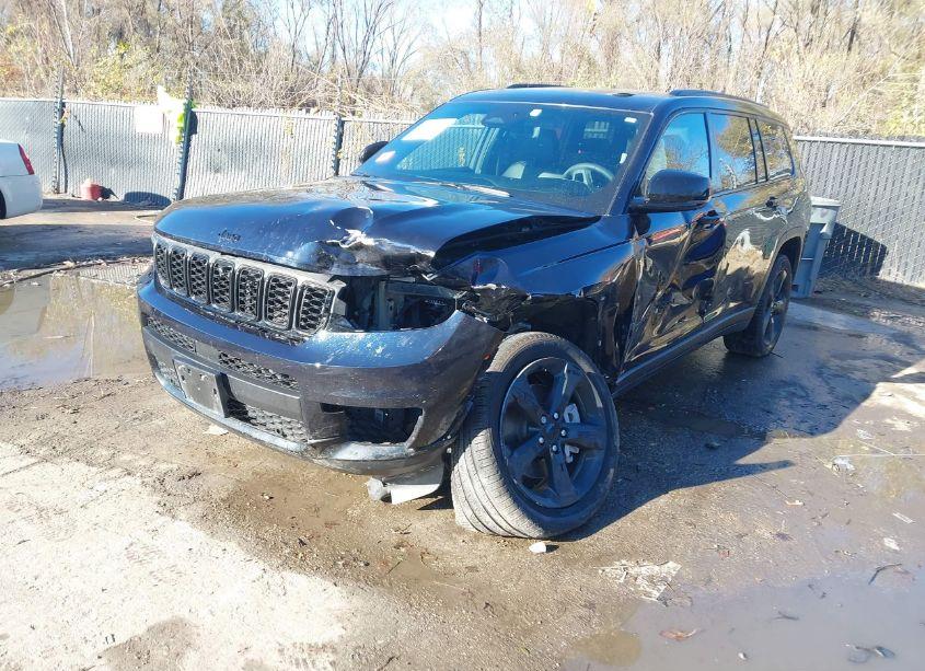 Photo 2 of 2024 Jeep Grand CHEROKEE L LIMITED 4X4 (VIN 1C4RJKBG2R8543925)