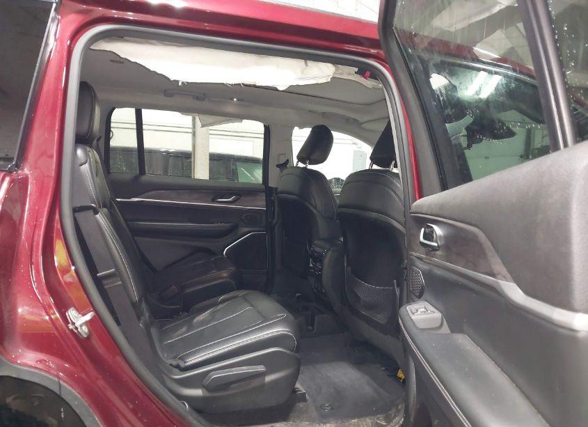 Photo 8 of 2022 Jeep Grand CHEROKEE L LIMITED 4X4 (VIN 1C4RJKBG3N8578452)