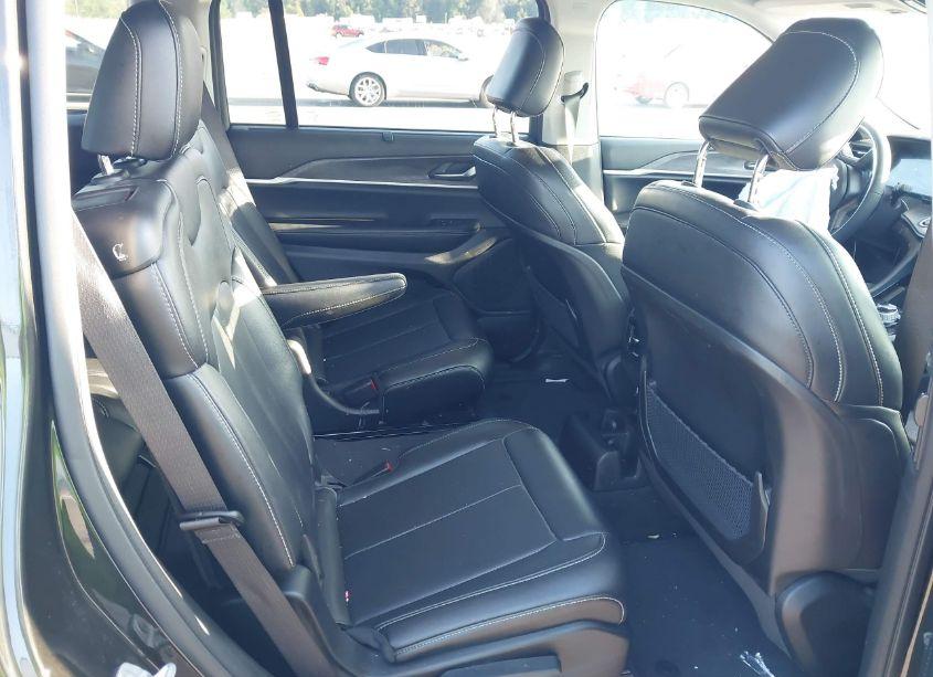 Photo 8 of 2023 Jeep Grand CHEROKEE L LIMITED 4X4 (VIN 1C4RJKBG3P8799505)