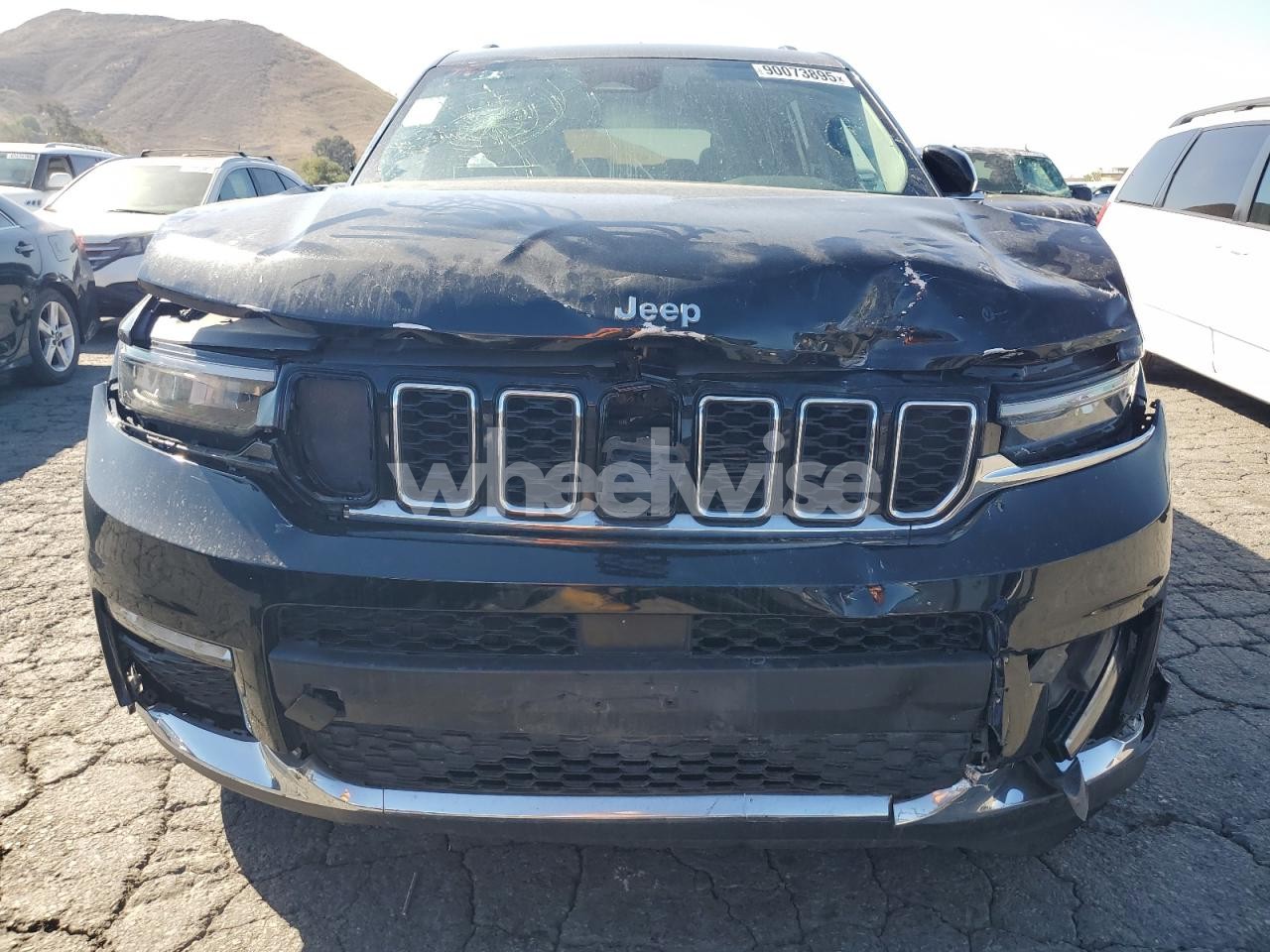 Photo 5 of 2023 JEEP GRAND CHEROKEE L LIMITED (VIN 1C4RJKBG3P8806646)