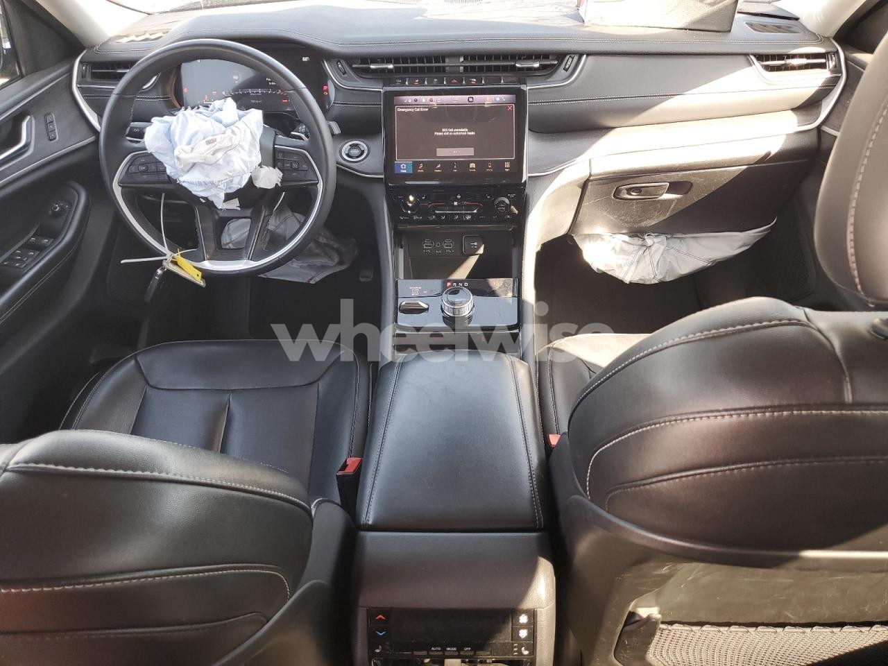 Photo 8 of 2023 JEEP GRAND CHEROKEE L LIMITED (VIN 1C4RJKBG3P8806646)