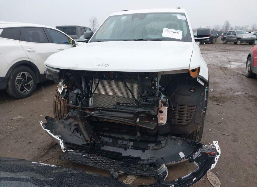 Photo 12 of 2023 Jeep Grand CHEROKEE L LIMITED 4X4 (VIN 1C4RJKBG3P8884618)