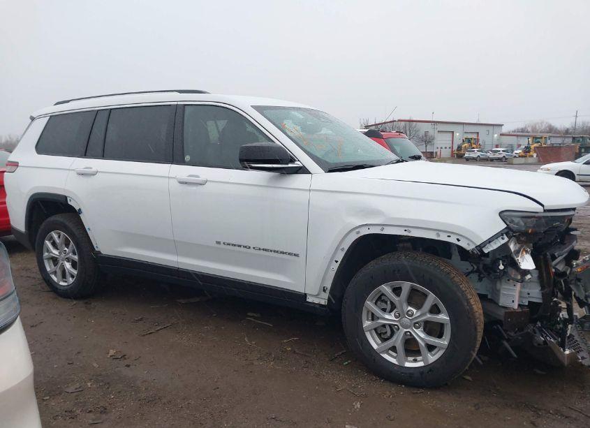 Photo 13 of 2023 Jeep Grand CHEROKEE L LIMITED 4X4 (VIN 1C4RJKBG3P8884618)